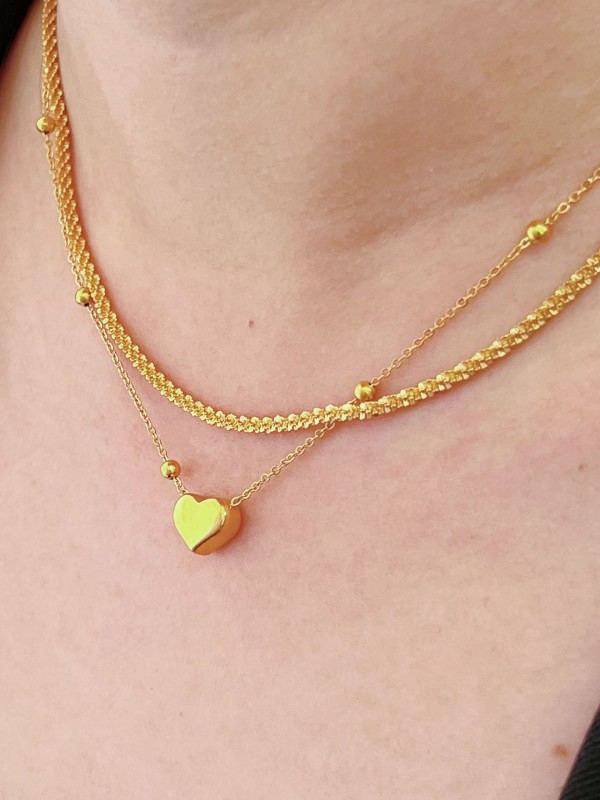 Collar minimalista de doble capa con corazón de acero de titanio