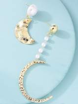 Aretes colgantes vintage de luna con perla de imitación de aleación
