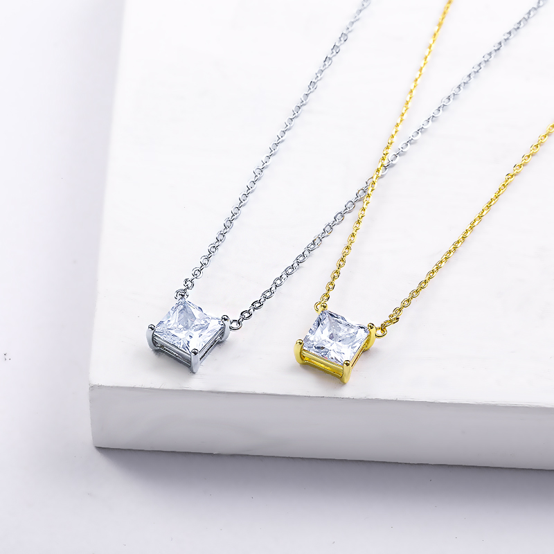 Square Ice Out Jewelry Collar con colgante de diamante de circonita cúbica