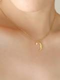 Collar minimalista de luna de acero de titanio