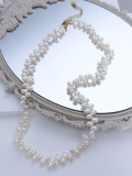 Collar con cuentas minimalistas irregulares de perlas de agua dulce de latón