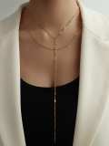 Collar de lazo minimalista con borla de acero inoxidable 316L de titanio con revestimiento electroforético resistente al agua