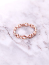 Anillo de moda con lazo hueco simple