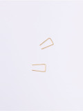Titanio con pendientes de clip geométricos simplistas chapados en oro