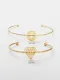 Brazalete minimalista con corazón de acero de titanio