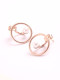 Aretes de perla de concha chapados en oro rosa