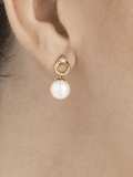 Pendiente Huggie minimalista geométrico de perla de imitación de acero inoxidable