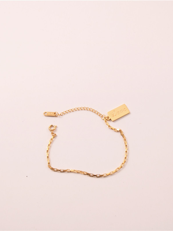 Titanio con pulseras cuadradas simplistas chapadas en oro