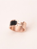Anillo de amante de la moda con pegamento negro