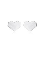 Pendientes de plata de ley 925 con corazón simplista chapado en platino