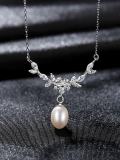 Collar de perlas de agua dulce con incrustaciones de micro circón de plata de ley 925