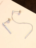 Pendientes simples asimétricos de Plata de Ley