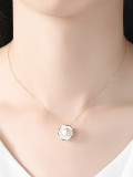 Nuevo collar con colgante de perlas naturales de agua dulce de plata pura