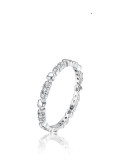 Anillo de banda minimalista con corazón de circonita cúbica de plata de ley 925