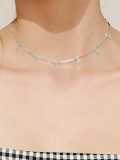 Collar minimalista geométrico de esmeralda de plata de ley 925