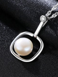 Collar de perlas naturales de agua dulce en plata de primera ley