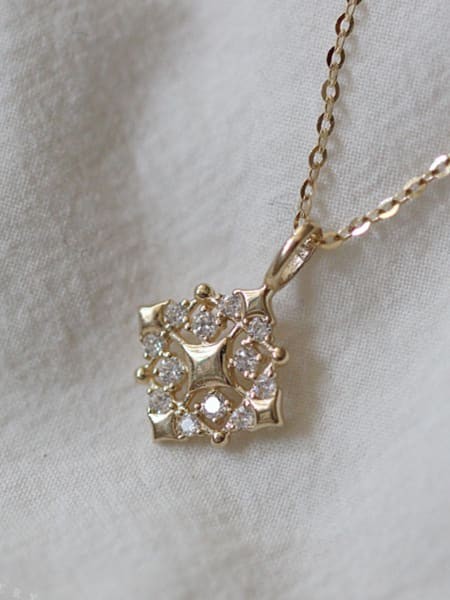 Collar delicado geométrico de diamantes de imitación de plata de ley 925