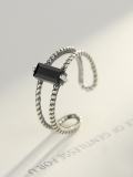 Anillo Apilable Vintage Geométrico Negro Zirconia