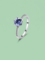 Anillo minimalista redondo de plata de ley 925 con circonitas cúbicas