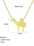 Collar de camello con forma de animal de dibujos animados de plata esterlina