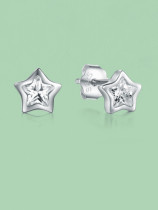 Pendiente de tuerca minimalista de estrella de cinco puntas con diamantes de imitación de plata de ley 925