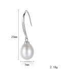 Pendiente de gancho de tendencia ovalada de perlas de agua dulce de plata de ley 925