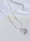 Collar minimalista irregular de perlas de agua dulce de oro laminado