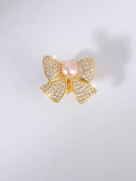 Broche de tendencia de mariposa de circonita cúbica de latón