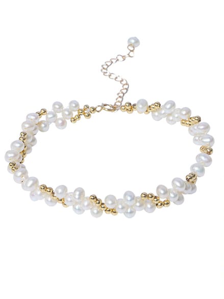 Brazalete de oro laminado con perlas de agua dulce y flor vintage