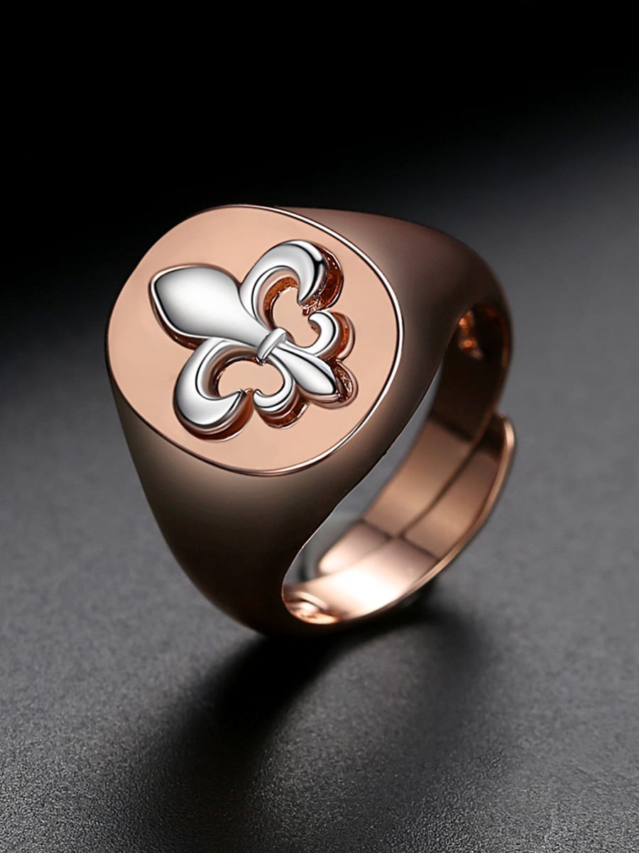 Anillo de banda minimalista geométrico de oro laminado