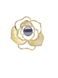 Broche de flor de concha de latón