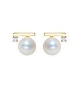 Aretes minimalistas redondos de perla de agua dulce de oro laminado