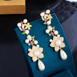 Pendientes colgantes chapados en plata y chapado en rodio, perlas artificiales de cobre con incrustaciones de flores elegantes, 1 par