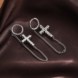 1 par de pendientes colgantes chapados en plata con incrustaciones de cadena cruzada de estilo Simple y circonita de cobre