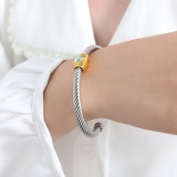 Brazalete de circón con incrustaciones de acero y titanio de color sólido de estilo simple