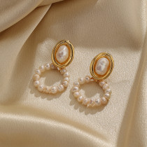 1 par de pendientes colgantes chapados en oro de 18K con perlas de agua dulce de cobre con incrustaciones ovaladas de estilo Simple Retro
