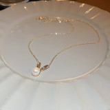 Chapado en oro real Collar de conejo de perlas barrocas Diseño personalizado Estilo creativo Cadena de clavícula Collar de moda Collar femenino