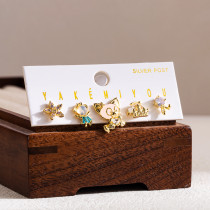 Pendientes de circón chapados en oro de 14 quilates con cobre y flor de estrella de personaje de dibujos animados de estilo simple a granel
