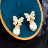 1 par Hip-Hop Lady Sweet Butterfly Plating Inlay Cobre Perlas artificiales Diamante artificial Chapado en rodio Pendientes colgantes plateados