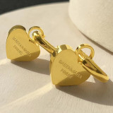 1 par de pendientes colgantes chapados en oro de 18 quilates con forma de corazón de estilo simple