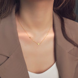 Collar de chapado de acero de titanio con forma de corazón de estilo simple