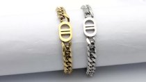 Pulseras chapadas en oro de 18 quilates con revestimiento de acero de titanio con letras de estilo romano