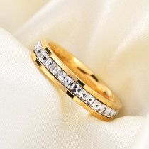Adorno de anillo de acero de titanio con incrustaciones de circón de una hilera brillante de moda