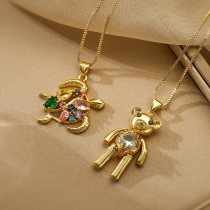 Collar con colgante chapado en oro de 18 quilates con incrustaciones de cobre y oso de tortuga de viaje de estilo simple