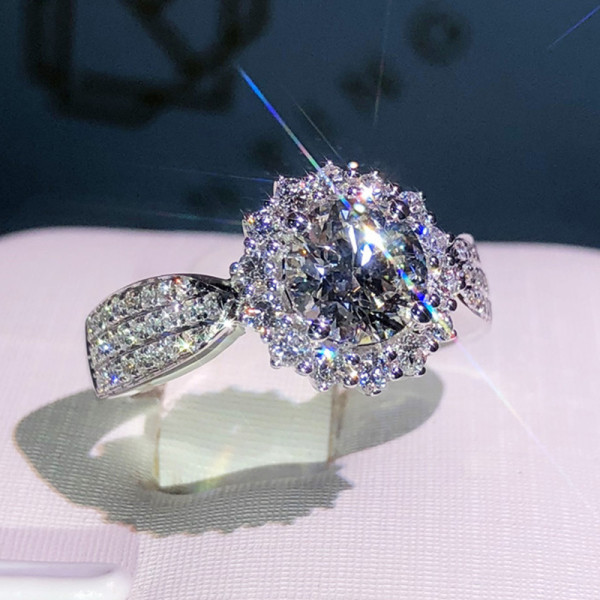 Exquisito anillo de cobre de circón con microincrustaciones Gypsophila, accesorios de boda de moda para mujer