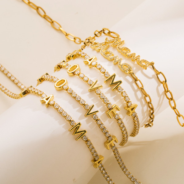 Elegante letra MAMA chapado en cobre con incrustaciones de circón chapado en oro de 18 quilates día de la madre pulseras para mujer collar