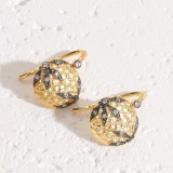 1 par de lujosos pendientes chapados en oro de 14 quilates con incrustaciones de flores de estilo clásico y circonita de cobre