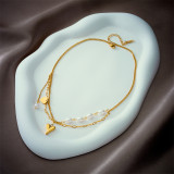 Collar chapado en oro de 18 quilates de acero de titanio con forma de corazón de estilo simple
