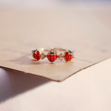 Anillo abierto de cobre con diamantes con incrustaciones de fresa roja de moda creativa