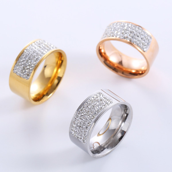 Lujosos y románticos anillos chapados en oro rosa con incrustaciones de acero inoxidable de color sólido y romántico con diamantes de imitación chapados en oro de 18 quilates